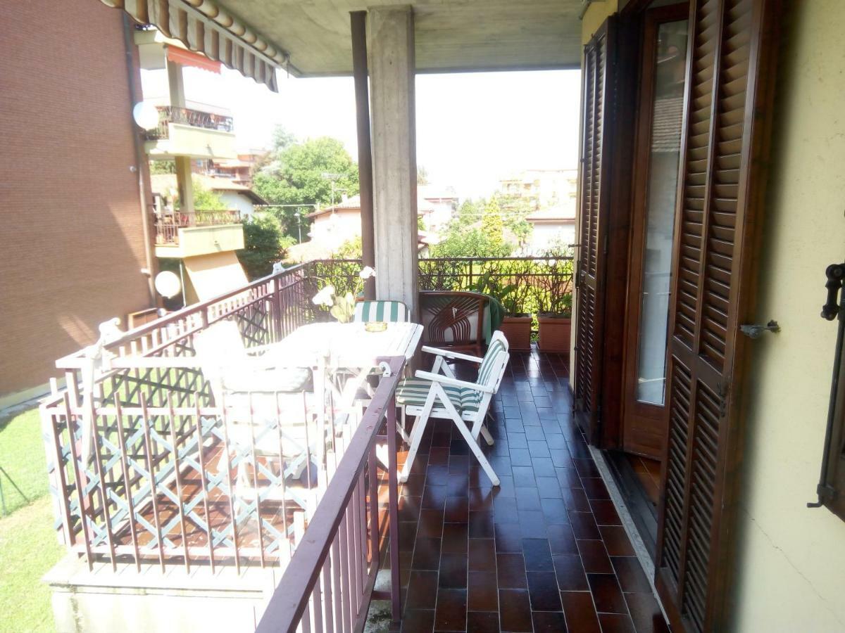 La Terrazza Διαμέρισμα Στρέσα Εξωτερικό φωτογραφία